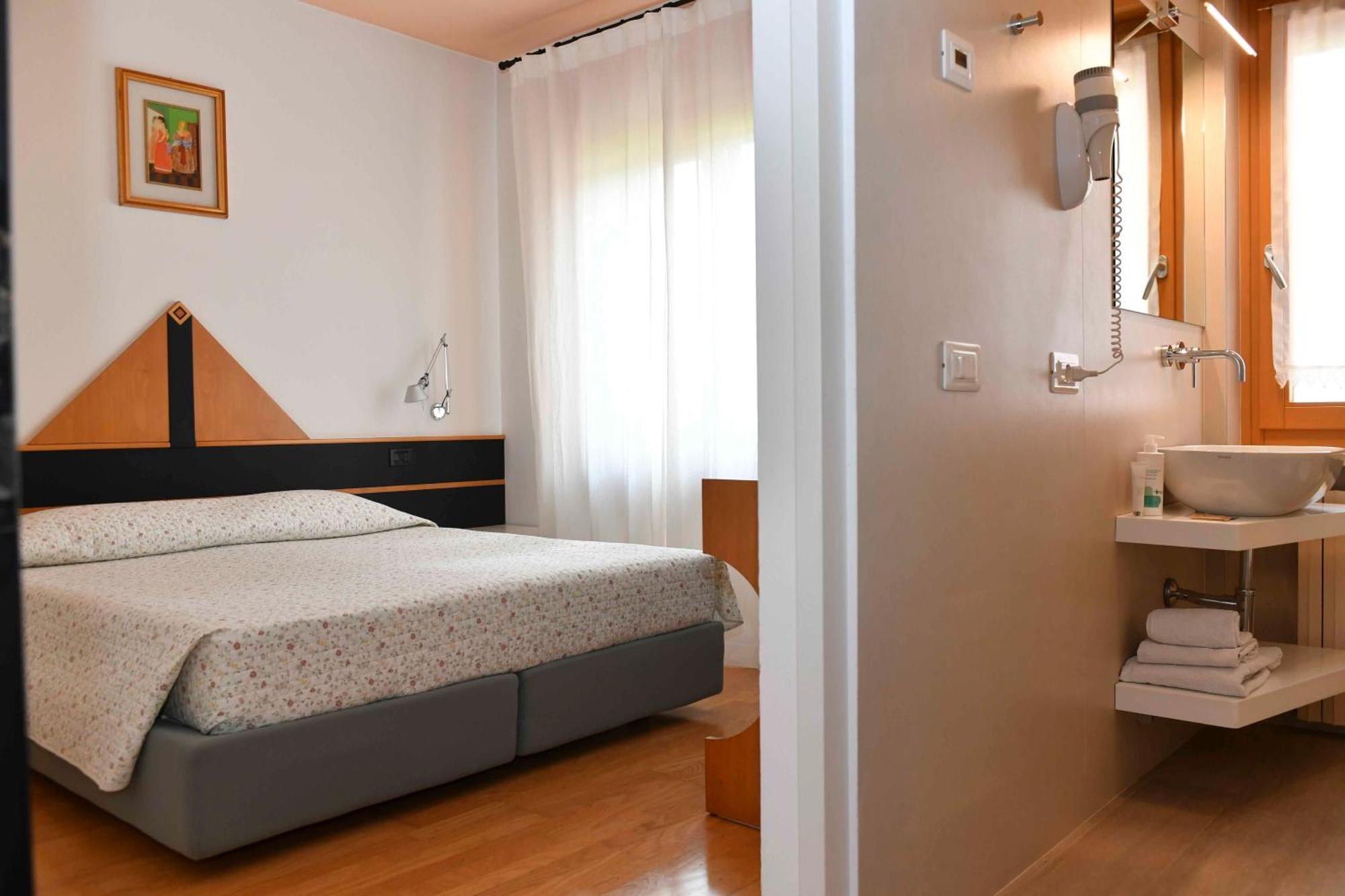 Locanda San Lorenzo Puos dʼAlpago Buitenkant foto